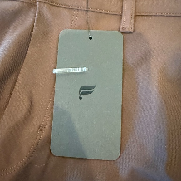 NWT Fabletics The Don Trouser Cacao Slim Fit - 31x32 - Picture 4 of 5